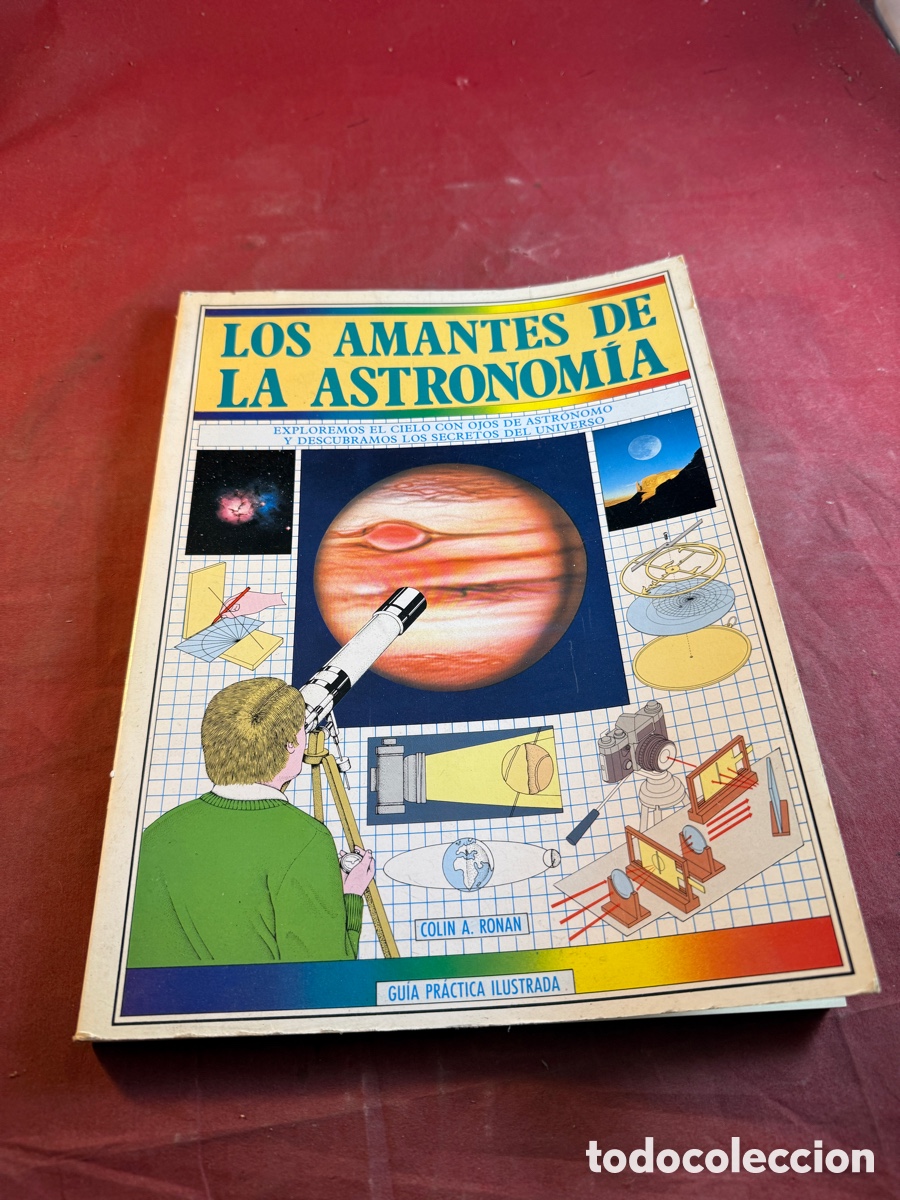 Libros de segunda mano: LOS AMANTES DE LA ASTRONOM&Iacute;A - Foto 1