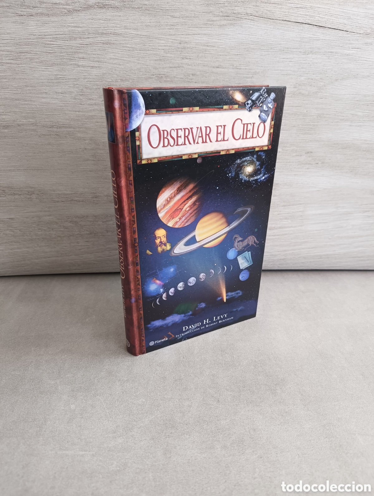 Libros de segunda mano: OBSERVAR EL CIELO. DAVID H. LEVY. - Foto 1