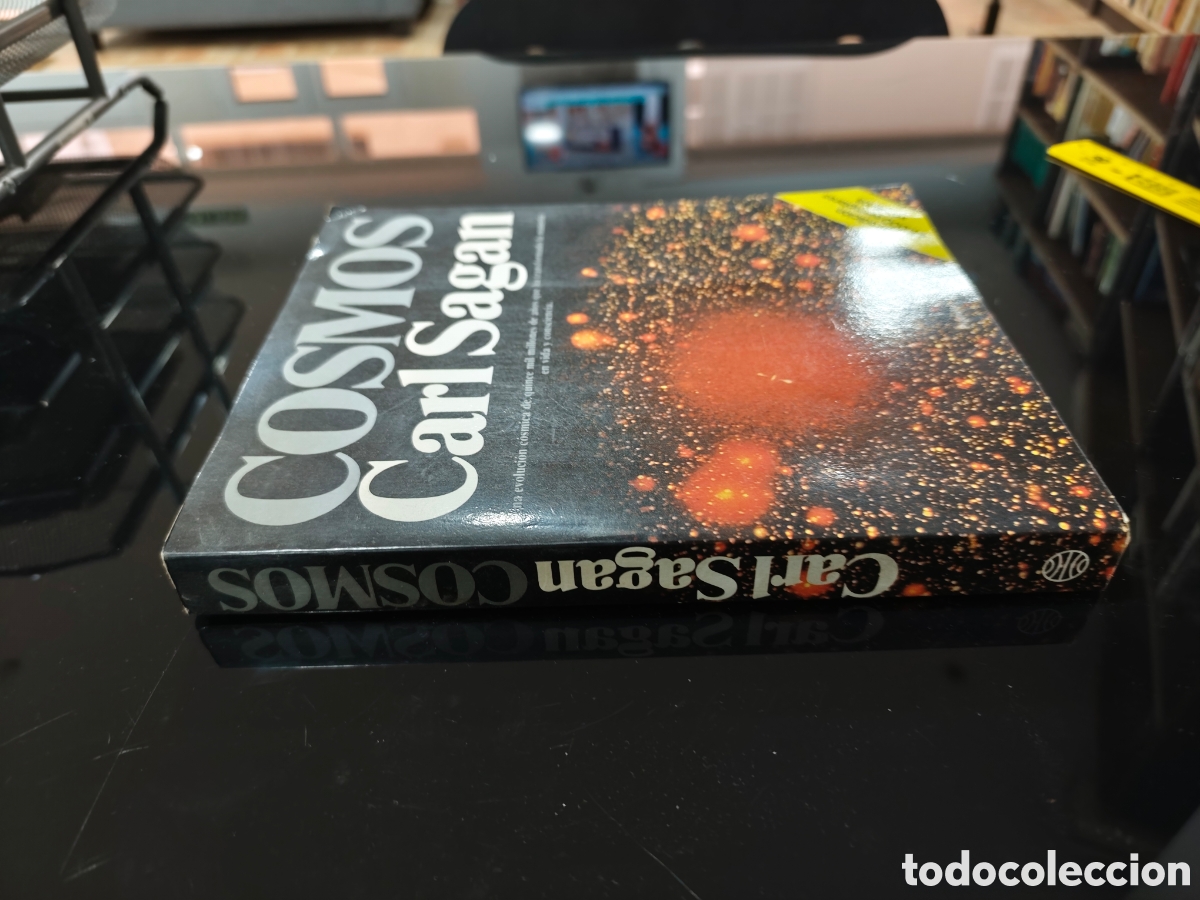 Libros de segunda mano: Cosmos. Carl Sagan. Astronom&iacute;a - Foto 3