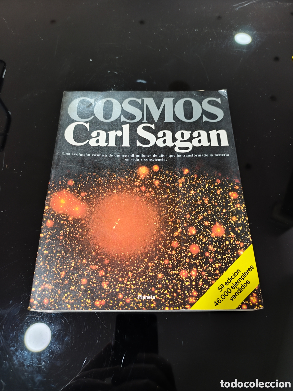 Libros de segunda mano: Cosmos. Carl Sagan. Astronom&iacute;a - Foto 1