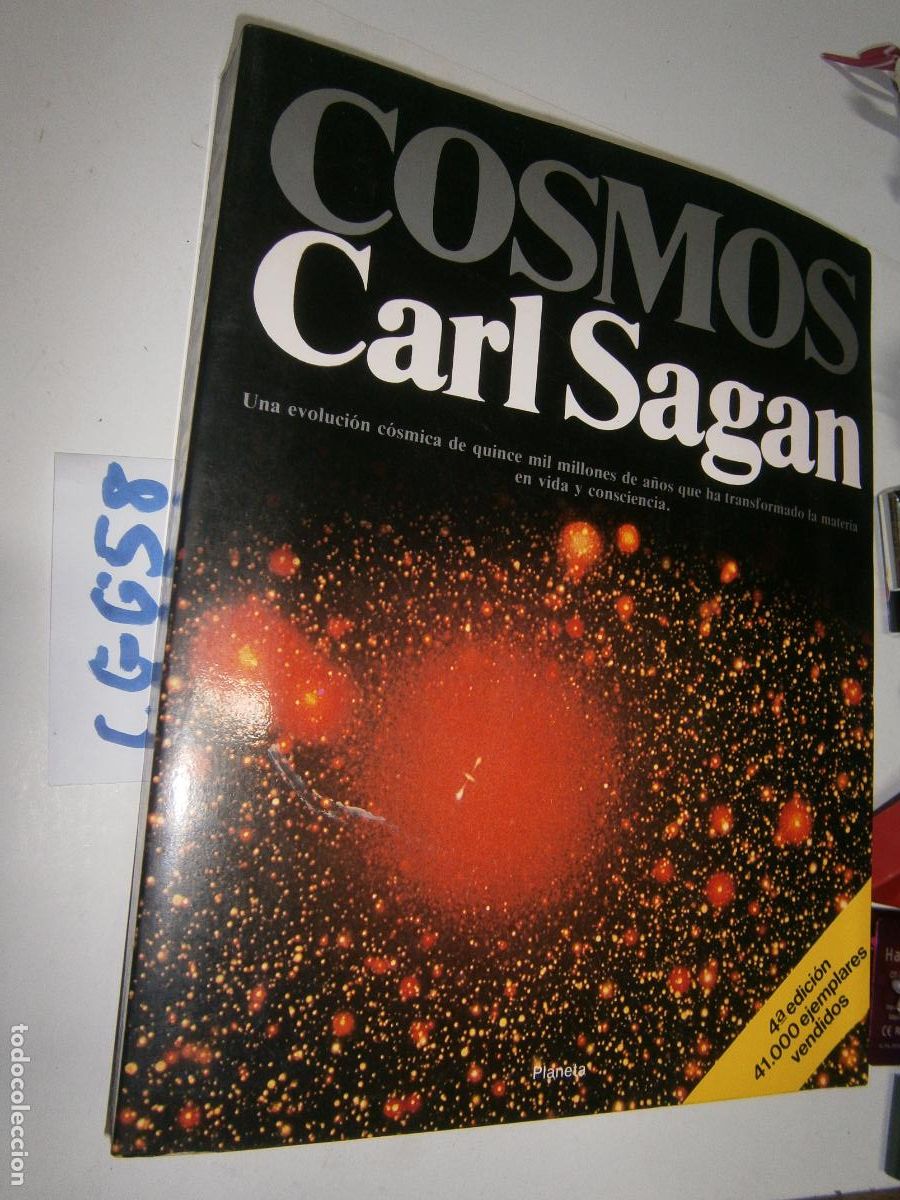 Libros de segunda mano: ANTIGUO LIBRO - COSMOS - CARL SAGAN - Foto 1