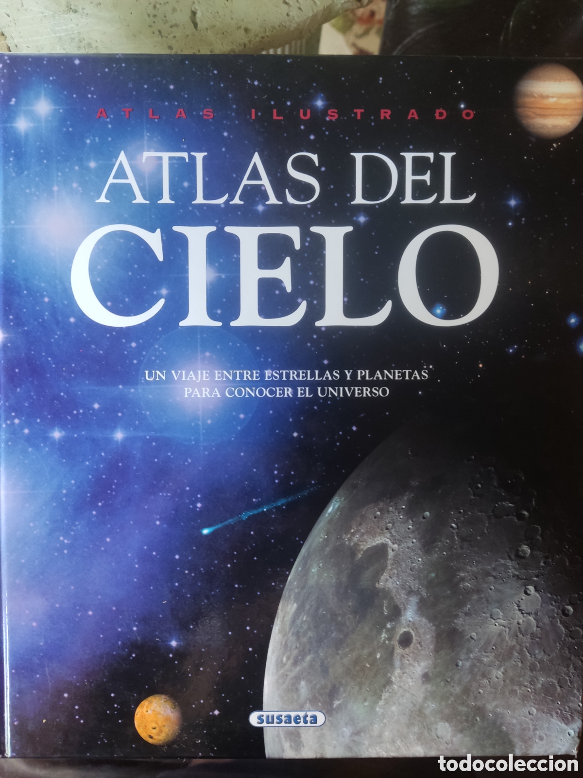 Libros de segunda mano: Atlas del cielo ilustrado