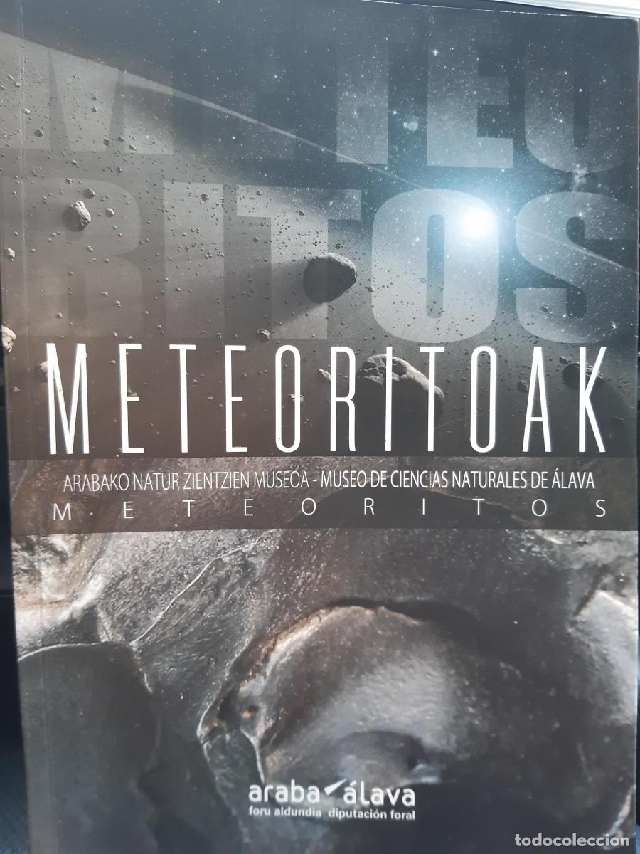 Libros de segunda mano: METEORITOAK METEORITOS / ASTRONOMIA - Foto 2