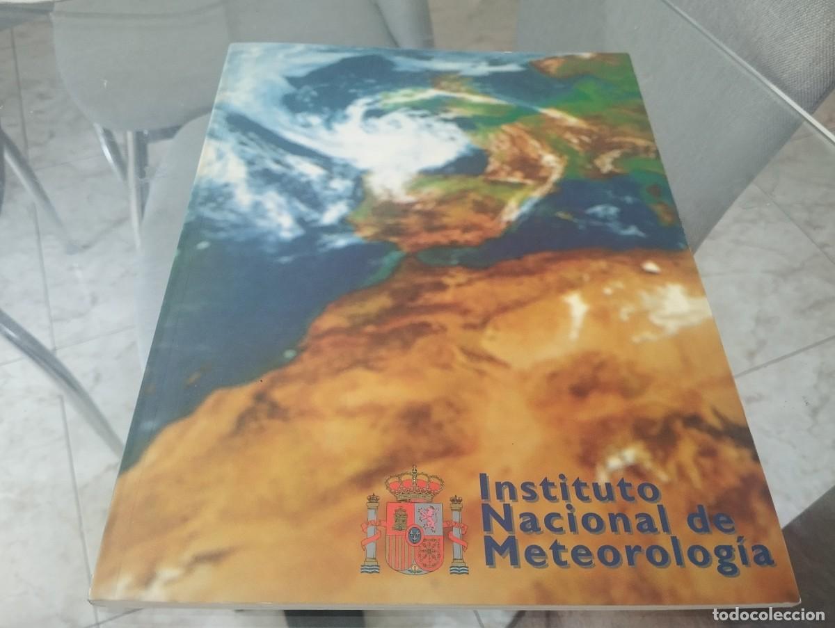 Libros de segunda mano: INSTITUTO NACIONAL DE METEOROLOG&Iacute;A PRESPECTIVA HISTORICA