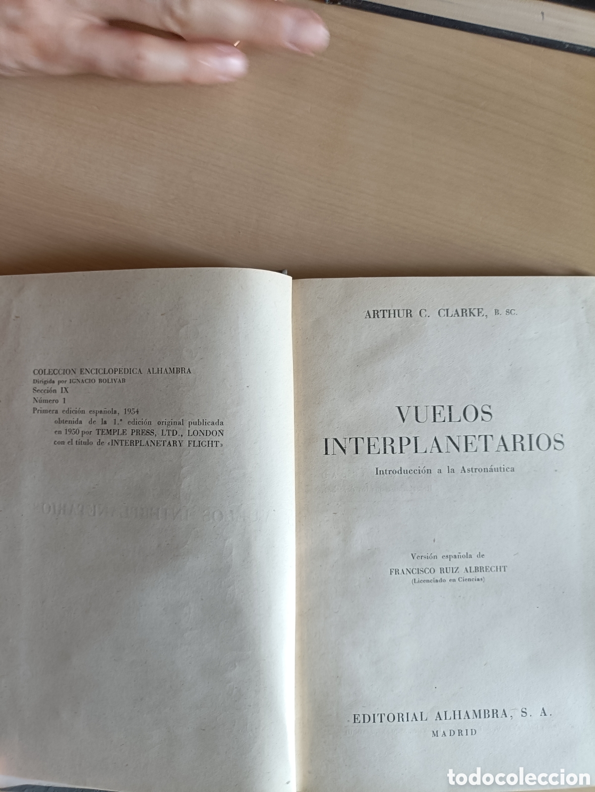 Libros de segunda mano: Vuelos Interplanetarios A.C Clarke - Foto 3