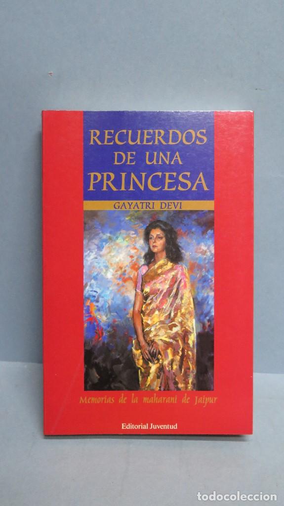 Libros de segunda mano: RECUERDOS DE UNA PRINCESA. Gayatri Devi - Foto 1