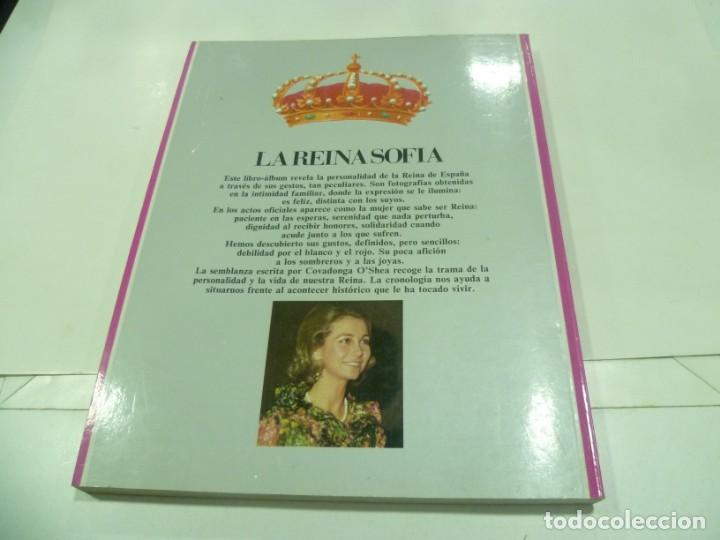 Libros de segunda mano: Libro fotogr&aacute;fico La reina Sofia - Foto 4