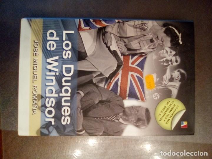 Libros de segunda mano: Jos&eacute; Miguel Roma&ntilde;a. LOS DUQUES DE WINDSOR - Foto 3