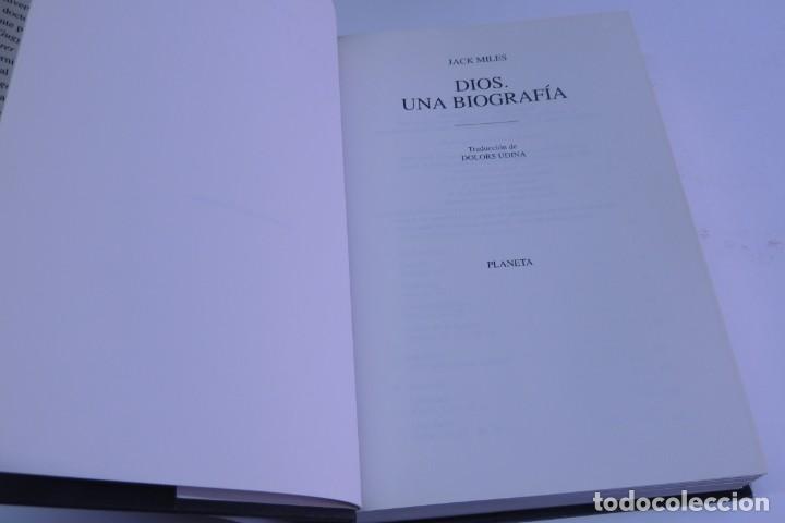 Libros de segunda mano: DIOS. UNA BIOGRAF&Iacute;A .- JACK MILES - Foto 3