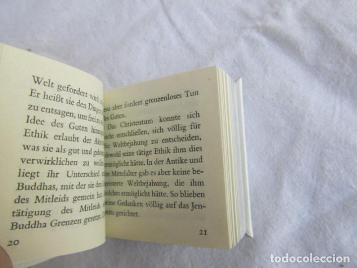 Libros de segunda mano: Libro en miniatura Albert Schweitzer 1982, en alem&aacute;n - Foto 8