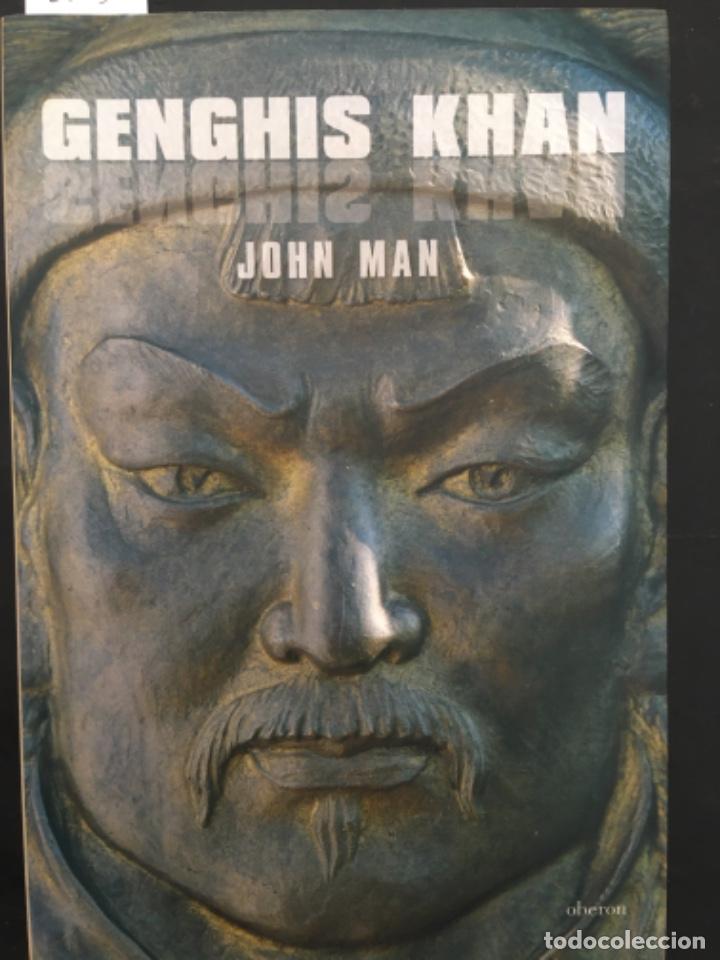 Libros de segunda mano: GENGHIS KHAN, JOHN MAN - Foto 1