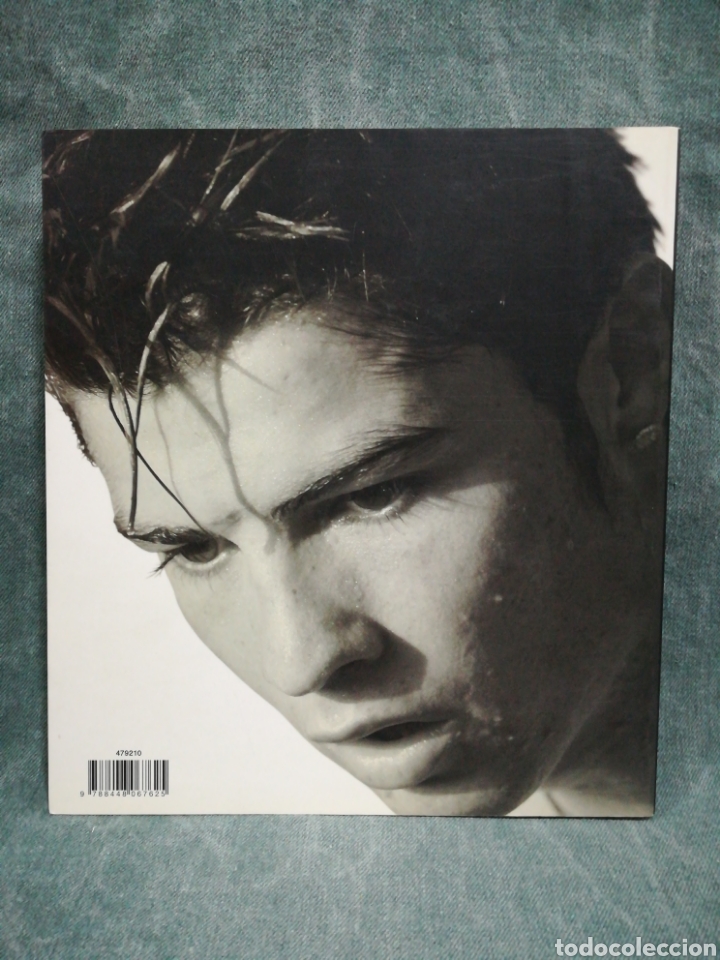 Libros de segunda mano: CRISTIANO RONALDO - MOMENTOS - LIBROS C&Uacute;PULA - Foto 2