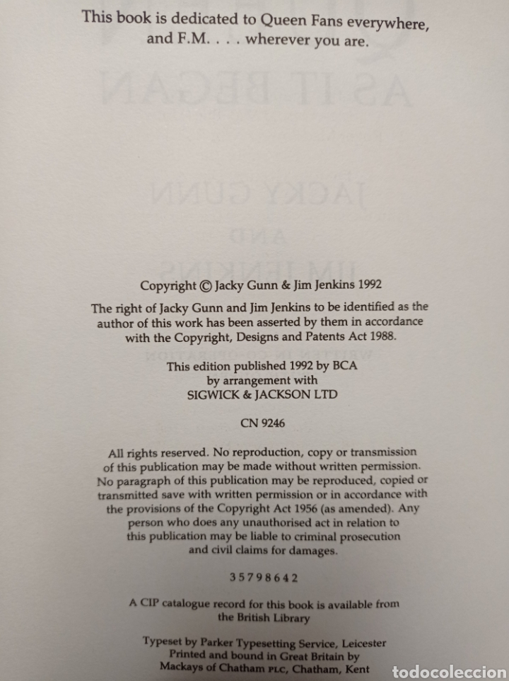 Libros de segunda mano: Queen as it began. Libro en ingl&eacute;s - Foto 5