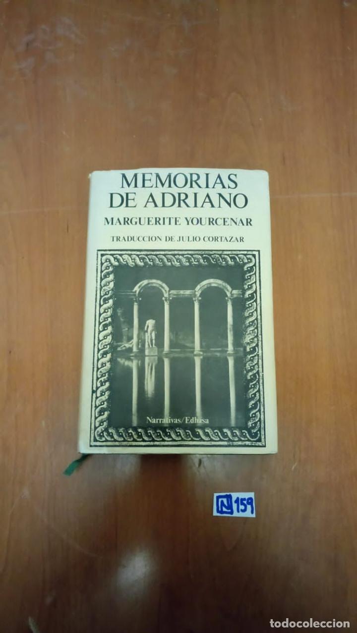 Libros de segunda mano: Memorias de Adriano - Foto 1