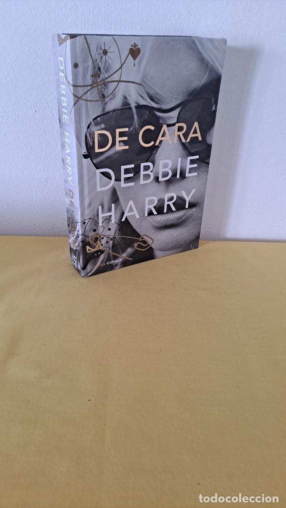 Libros de segunda mano: DEBBIE HARRY - DE CARA - LIBROS CUPULA 2019 - Foto 1 - 265382249