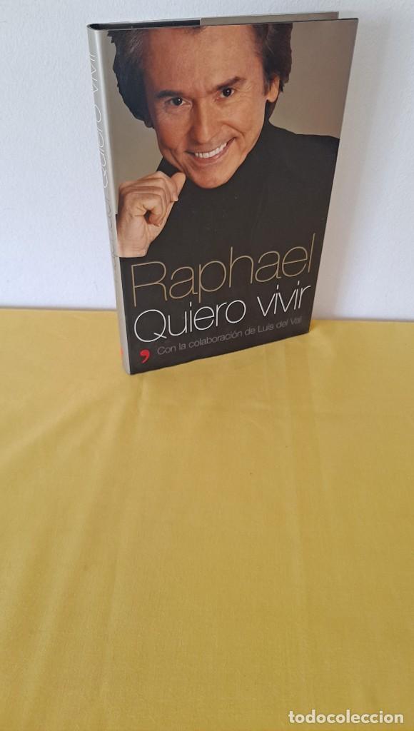Libros de segunda mano: RAPHAEL - QUIERO VIVIR - TEMAS DE HOY 2005 - Foto 1