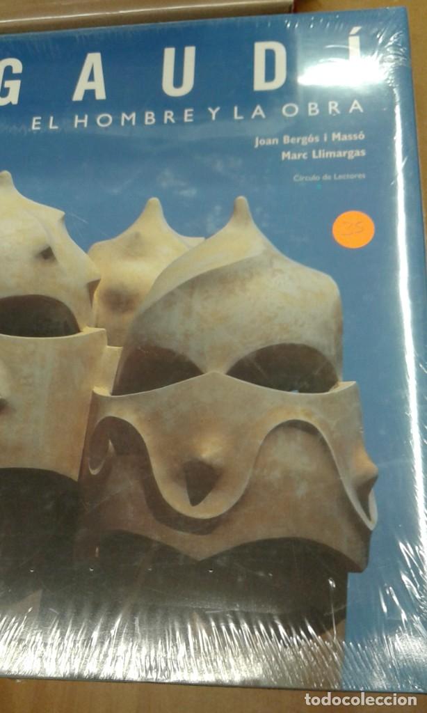 Libros de segunda mano: GAUDI. El hombre y la obra - Foto 1