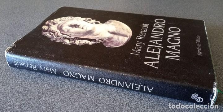 Libros de segunda mano: Alejandro Magno Mary Renault - Foto 2