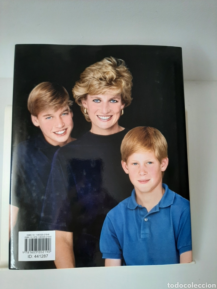 Libros de segunda mano: Diana at 50. - Foto 2