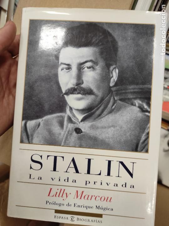 Libros de segunda mano: Stalin. La vida privada. Lilly Marcou - Foto 1