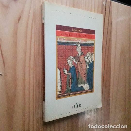 Libros de segunda mano: VIDA DE CARLOMAGNO - EGINHARDO - Foto 1