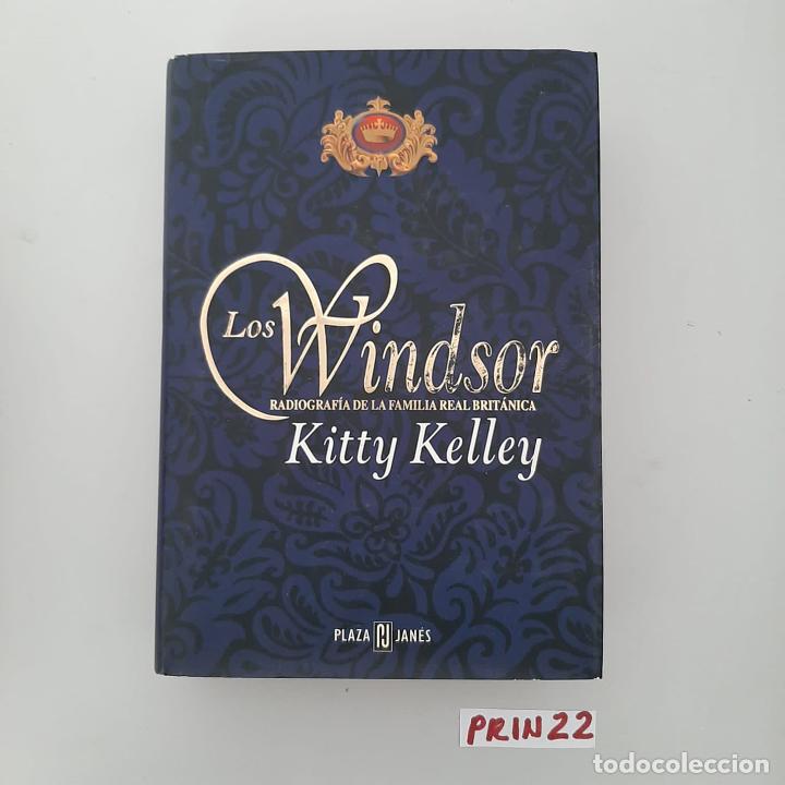 Libros de segunda mano: Los Windsor - Foto 1