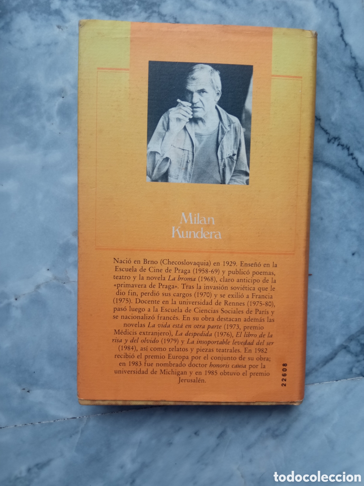 Libros de segunda mano: La insoportable levedad del ser, Milan Kunders&ntilde;a. - Foto 2