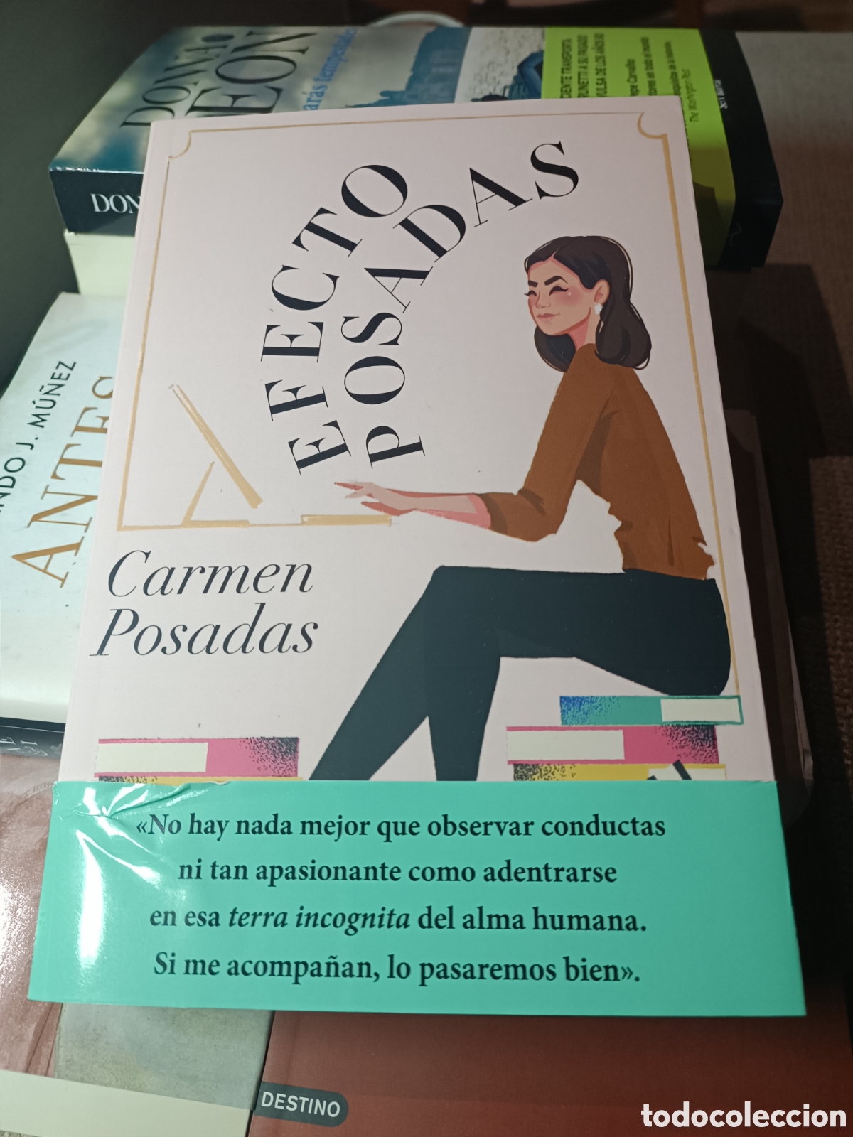 Libros de segunda mano: Efecto posadas Carmen posadas Espasa 2023 - Foto 1