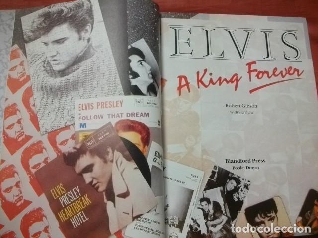 Libros de segunda mano: ELVIS PRESLEY A KING FOREVER - ROBERT GIBSON WITH SID SHAW (EN INGL&Eacute;S) - Foto 1