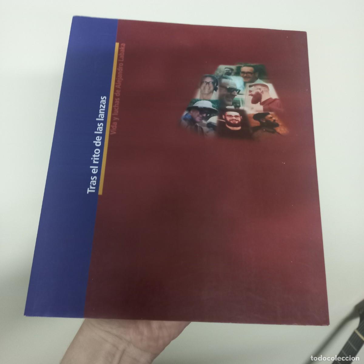 Libros de segunda mano: TRAS EL RITMO DE LAS LANZAS VIDA Y LUCHA DE ALEJANDRO LABAKA