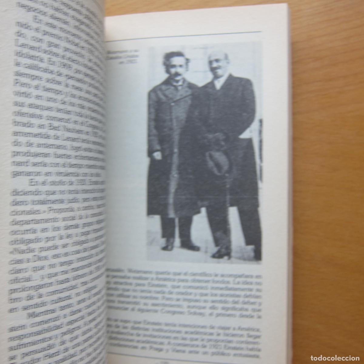 Libros de segunda mano: EINSTEIN - BANESH HOFFMANN (SALVAT) BIOGRAF&Iacute;A - Foto 7