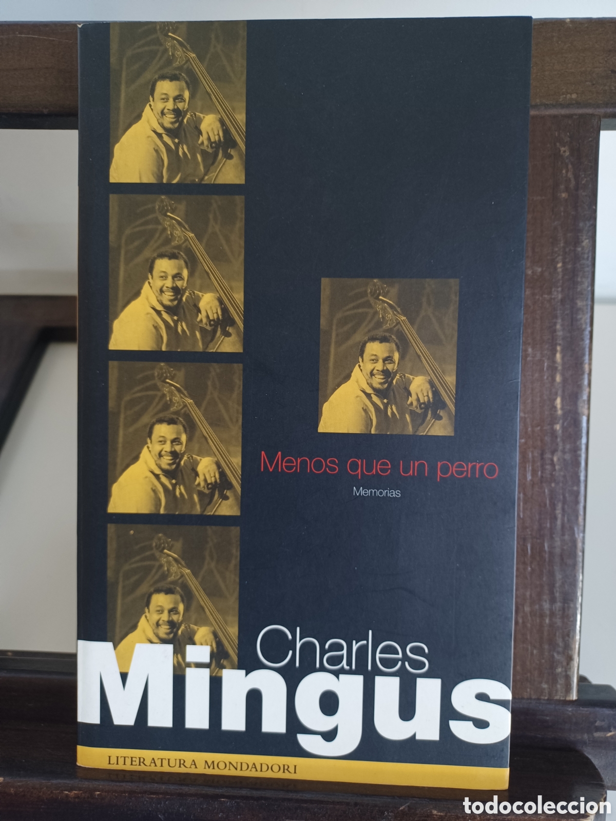 Libros de segunda mano: Charles Mingus. Menos que un perro. Memorias/ Mondadori, 2000