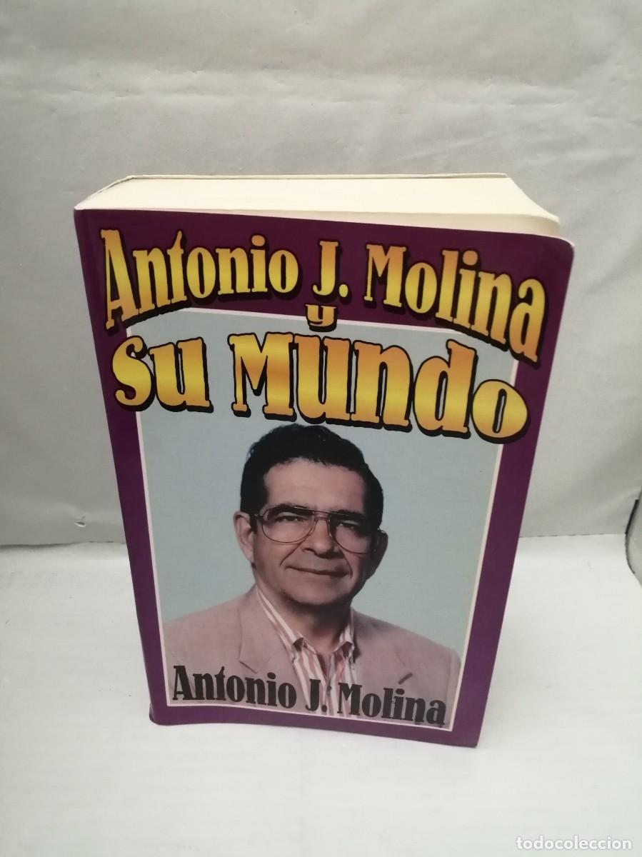 Livres d'occasion: Antonio J. Molina y su mundo