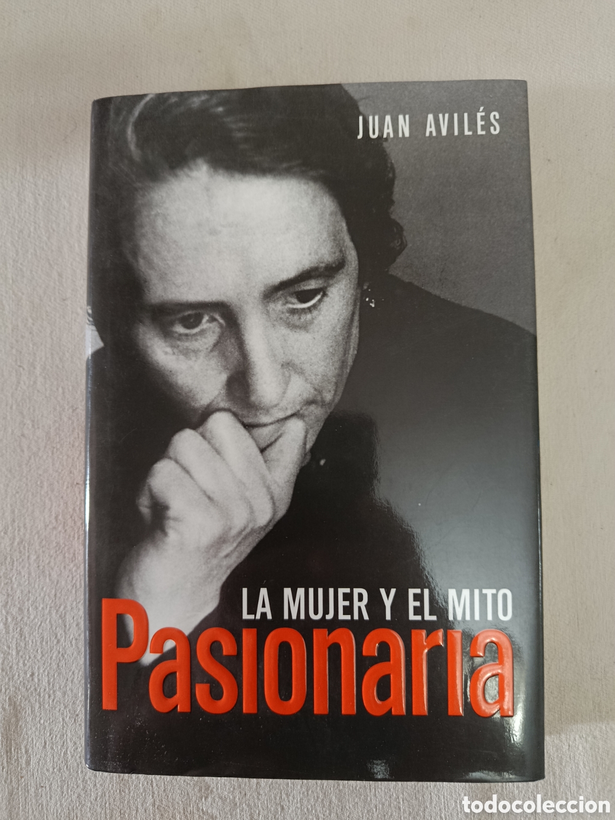 Libros de segunda mano: Pasionaria - La mujer y el mito - Foto 1