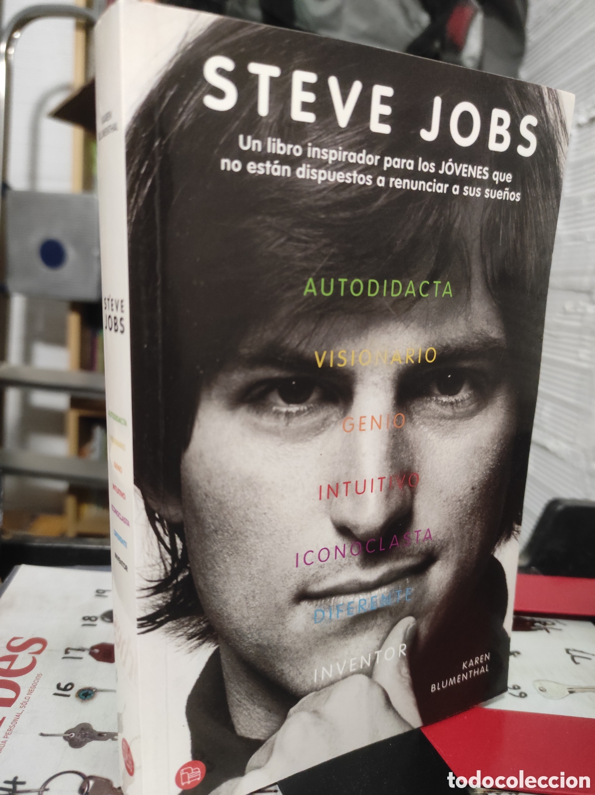 Libros de segunda mano: Steve Jobs. El hombre que pensaba diferente. Karen Blumenthal (PEDIDO MINIMO 10&euro;)