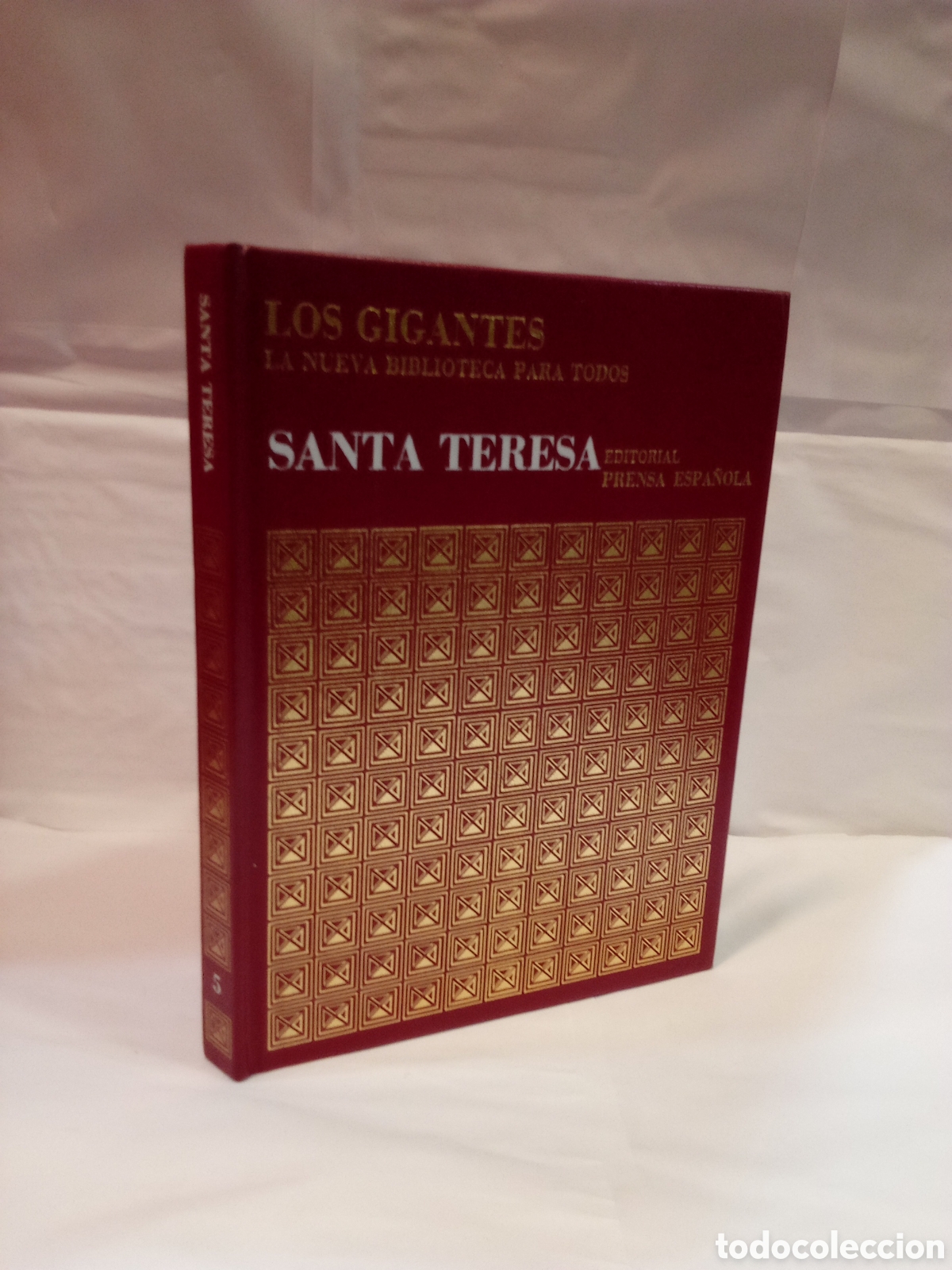 Second hand books: Los gigantes. La nueva biblioteca para todos. Santa Teresa