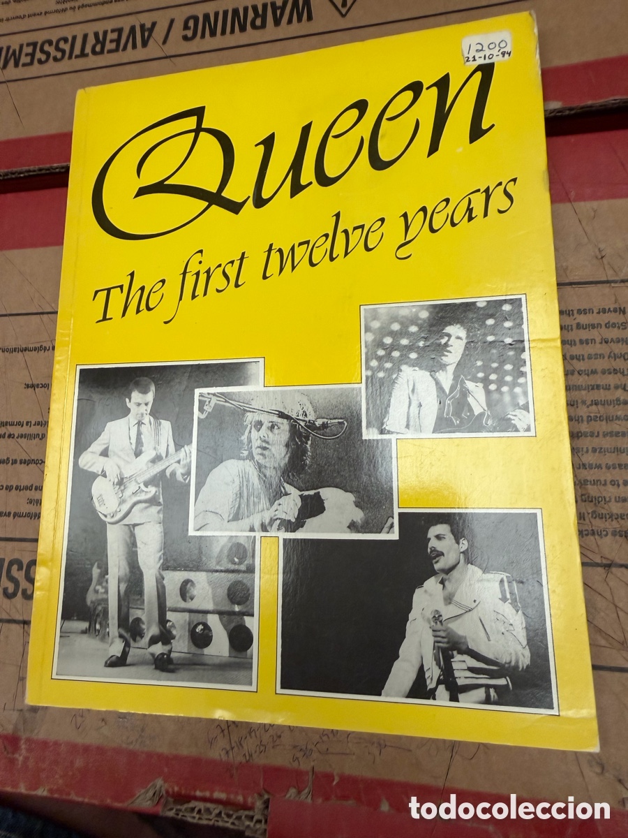 Libri di seconda mano: Queen the first twelve years 1984 by mike west Freddie mercury