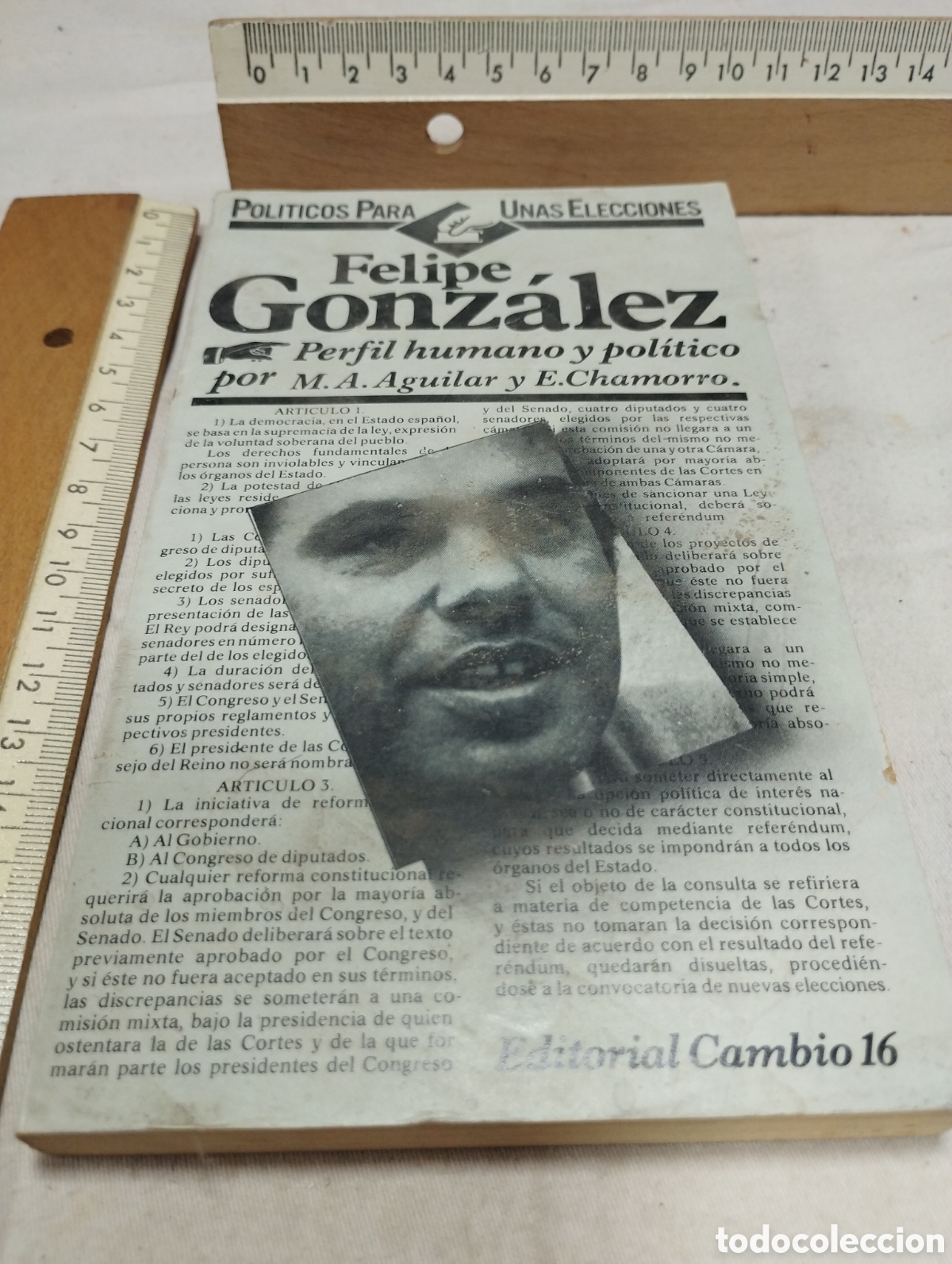 Libros de segunda mano: Felipe Gonz&aacute;lez. M. A. Aguilar y E. Chamorro, 1977 - Foto 1