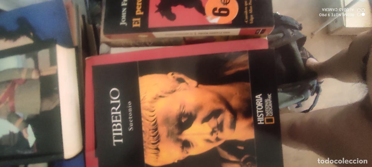 Libros de segunda mano: Suetonio. Tiberio.... - Foto 1
