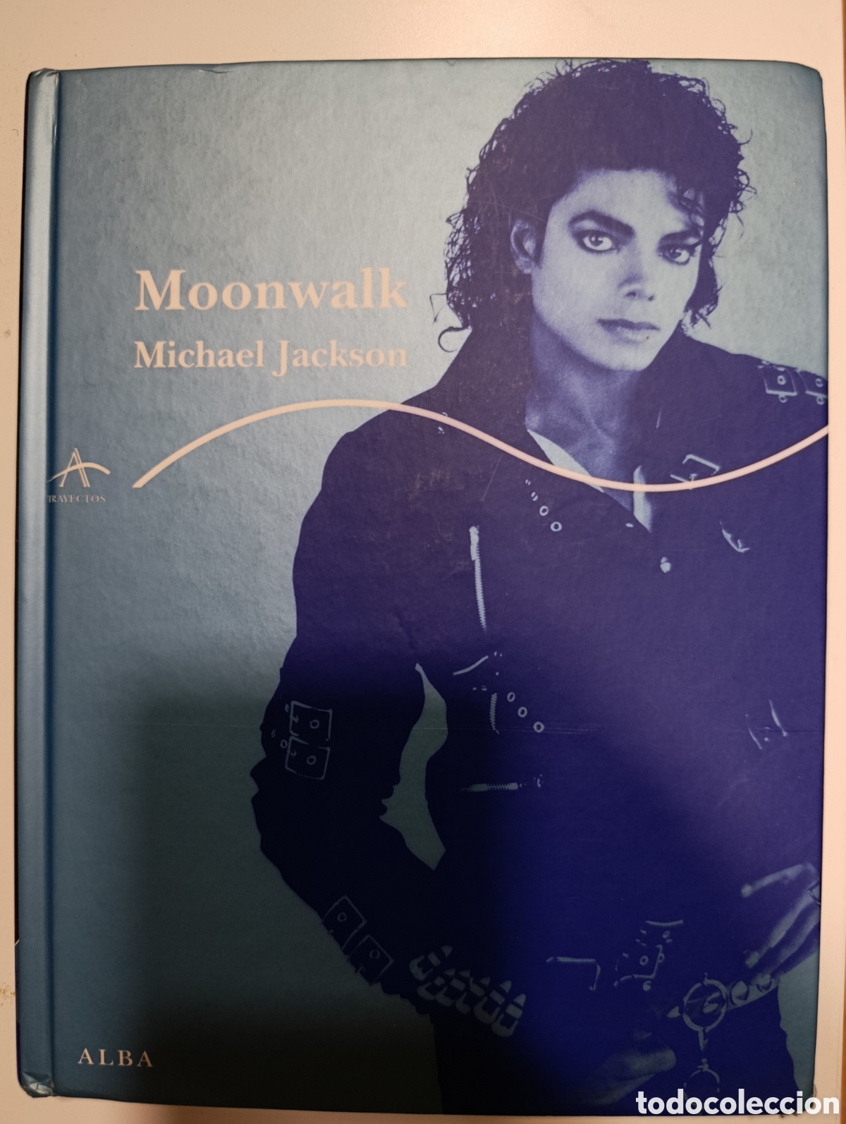 Libros de segunda mano: MICHAEL JACKSON MOONWALK BIOGRAFIA ALBA EDITORIAL 2010 TAPA DURA