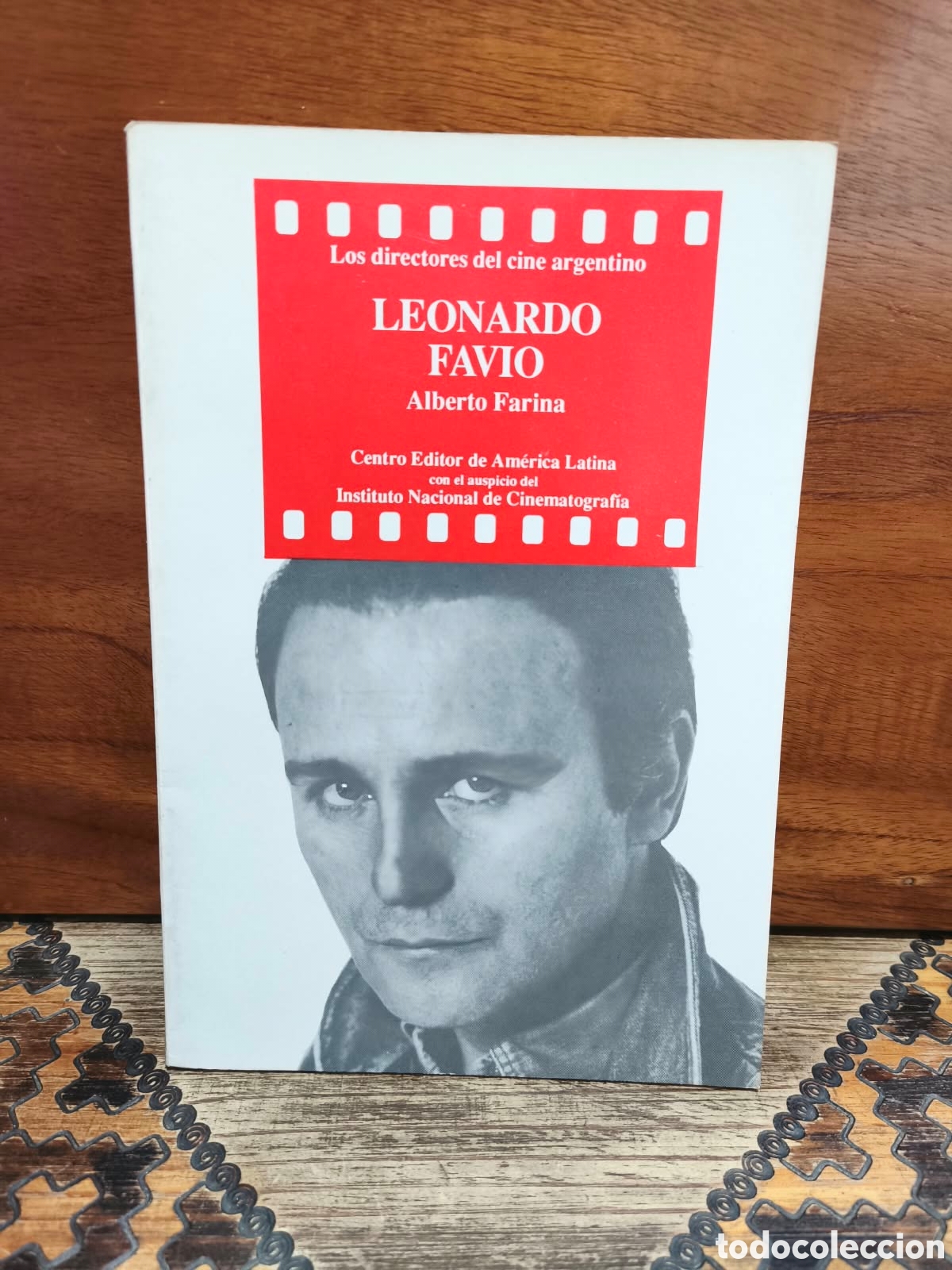 Libros de segunda mano: Alberto Farina &ndash; Leonardo Favio &ndash; 1993 &ndash; LML