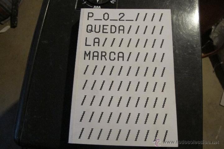 Libros de segunda mano: P_0_2 QUEDA LA MARCA (LIBRO EN CATALAN - CASTELLANO) - Foto 1
