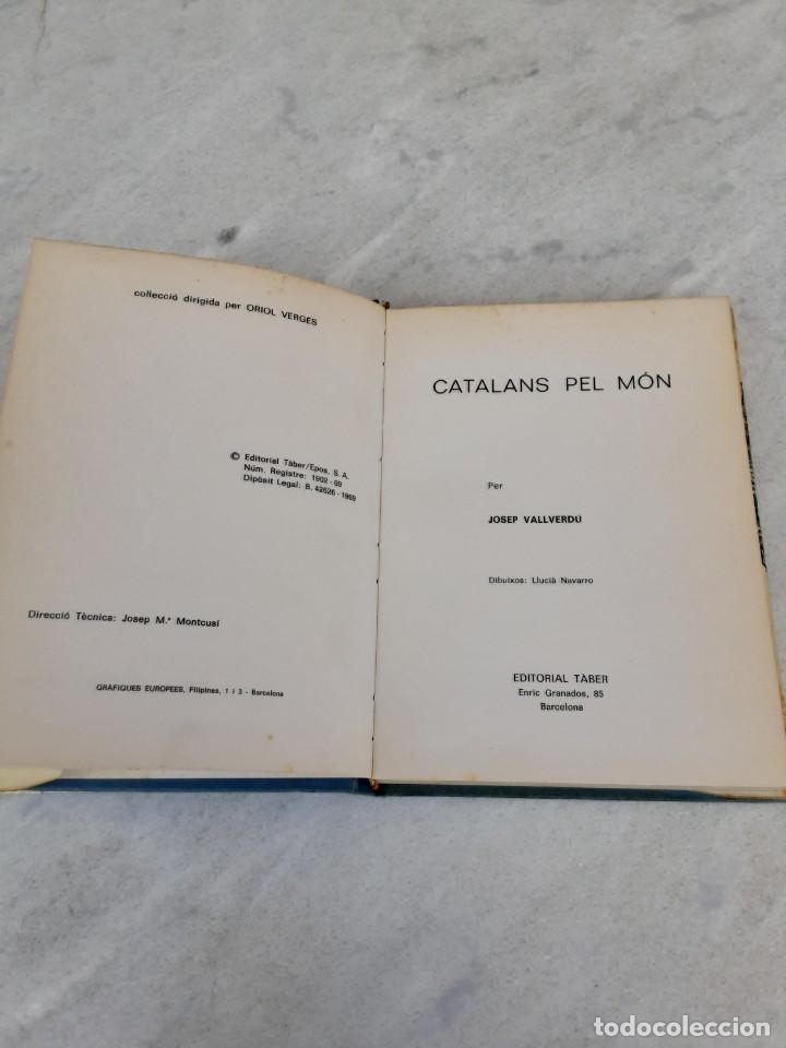 Libros de segunda mano: Libro Catalans pel m&oacute;n (en catalan) - Foto 3