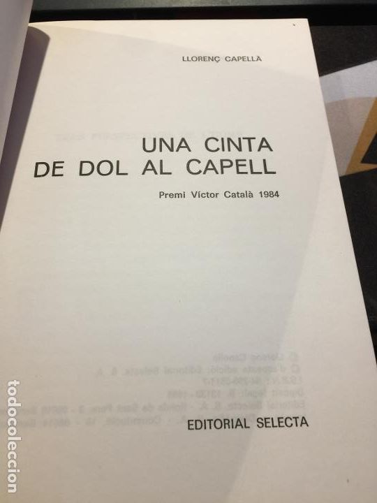 Libros de segunda mano: Una cinta de dol al capell - Lloren&ccedil; Capell&agrave; - Foto 4