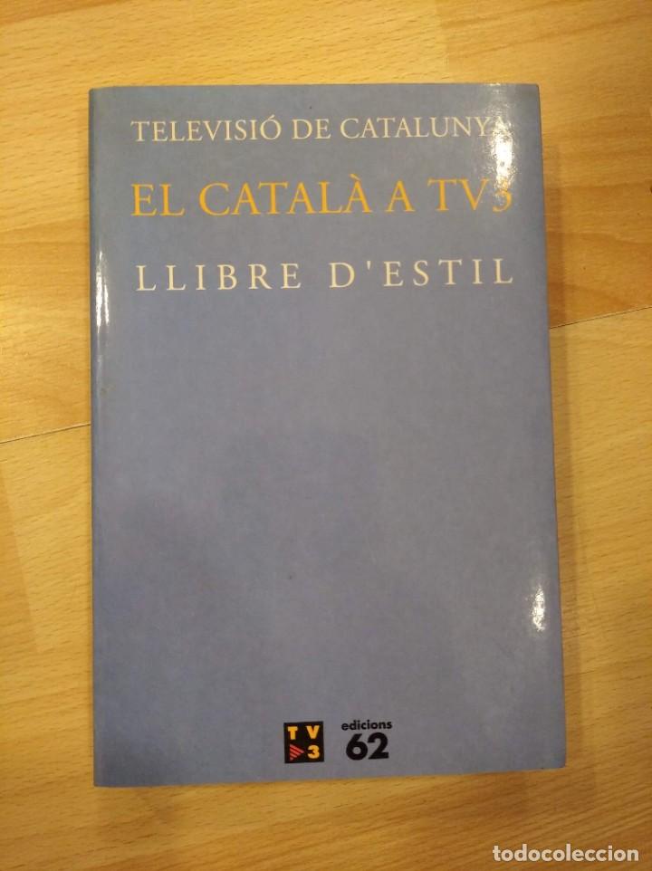 Libros de segunda mano: El catal&agrave; a TV&middot;. Llibre destil - Foto 1