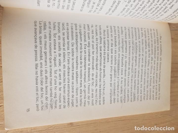 Libros de segunda mano: La pell del lle&oacute; - M. &Agrave;ngels Gardella - Foto 3