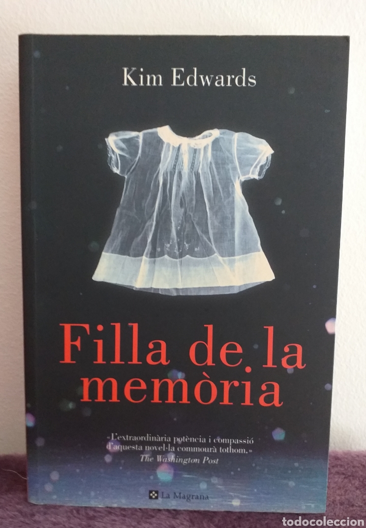 Libros de segunda mano: Kim Edwards - La filla de la memoria - Foto 1