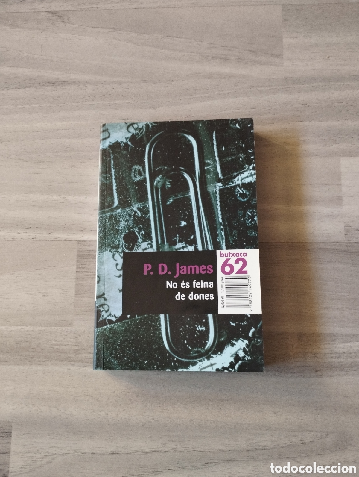 Libros de segunda mano: Novela &rdquo; No &eacute;s feina de dones&rdquo; - Foto 1