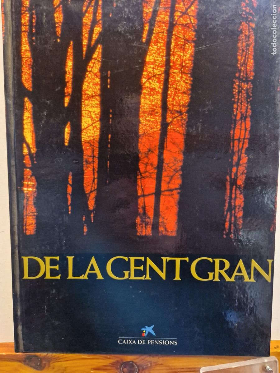 Libros de segunda mano: DE LA GENT GRAN. CAIXA DE PENSIONS - Foto 1
