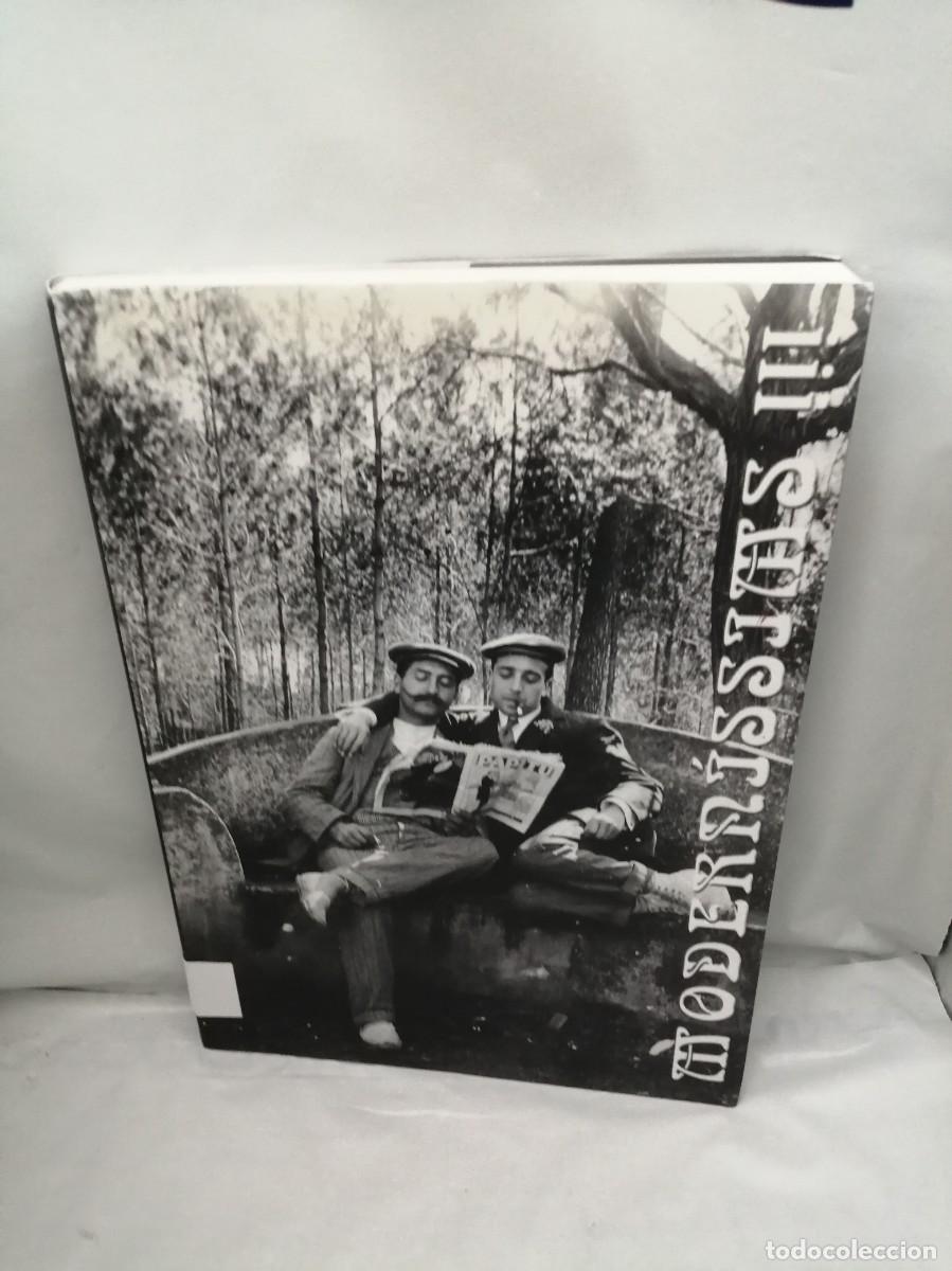 Libros de segunda mano: Modernissims !!! (Centre de Documentaci&oacute; i Museu T&egrave;xtil (CDMT), Barcelona 2005) - Foto 1